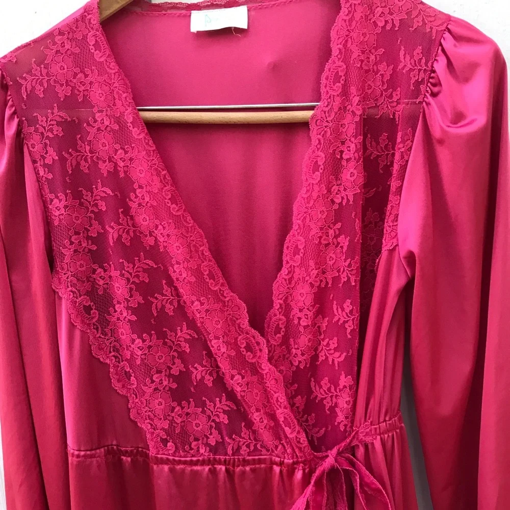 Vintage Pinehurst Satin Robe